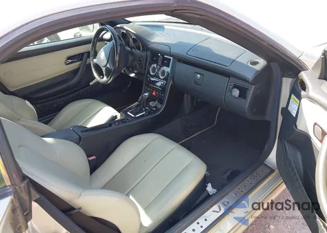 2002 Mercedes-Benz Slk 320 from USA, damaged, VIN WDBKK65F22F255489